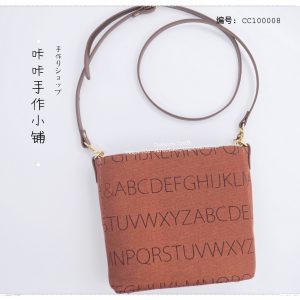 斜挎帆布小方包 1