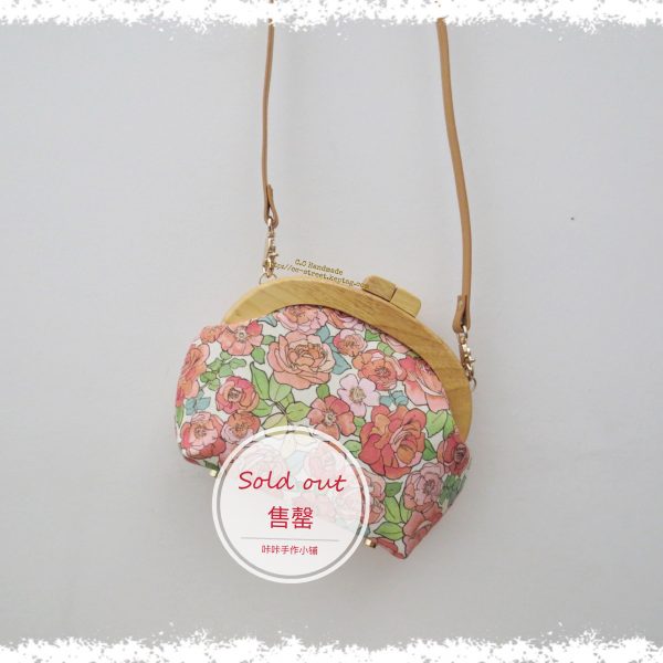 {"ARInfo":{"IsUseAR":false},"Version":"1.0.0","MakeupInfo":{"IsUseMakeup":false},"FaceliftInfo":{"IsChangeEyeLift":false,"IsChangeFacelift":false,"IsChangePostureLift":false,"IsChangeNose":false,"IsChangeFaceChin":false,"IsChangeMouth":false,"IsChangeThinFace":false},"BeautyInfo":{"SwitchMedicatedAcne":false,"IsAIBeauty":false,"IsBrightEyes":false,"IsSharpen":false,"IsOldBeauty":false,"IsReduceBlackEyes":false},"HandlerInfo":{"AppName":2},"FilterInfo":{"IsUseFilter":false}}